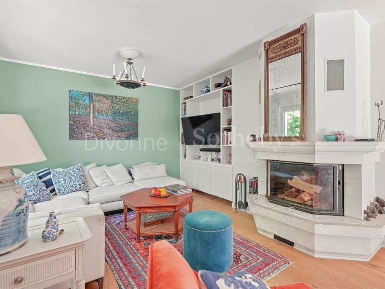 Maison Divonne-les-Bains - 5 chambres - 317m²