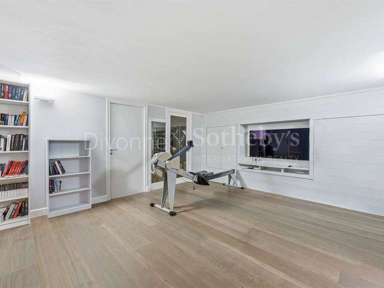 Maison Divonne-les-Bains - 4 chambres - 364m²