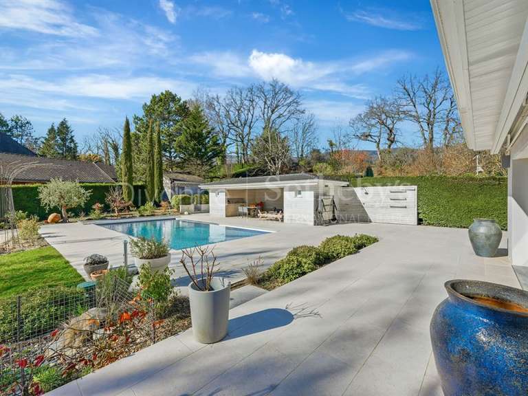 Maison Divonne-les-Bains - 4 chambres - 364m²