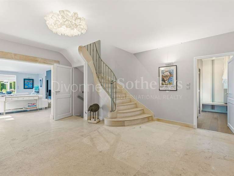 Maison Divonne-les-Bains - 4 chambres - 364m²