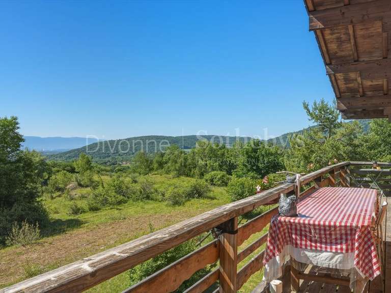 Maison Divonne-les-Bains - 2 chambres - 152m²