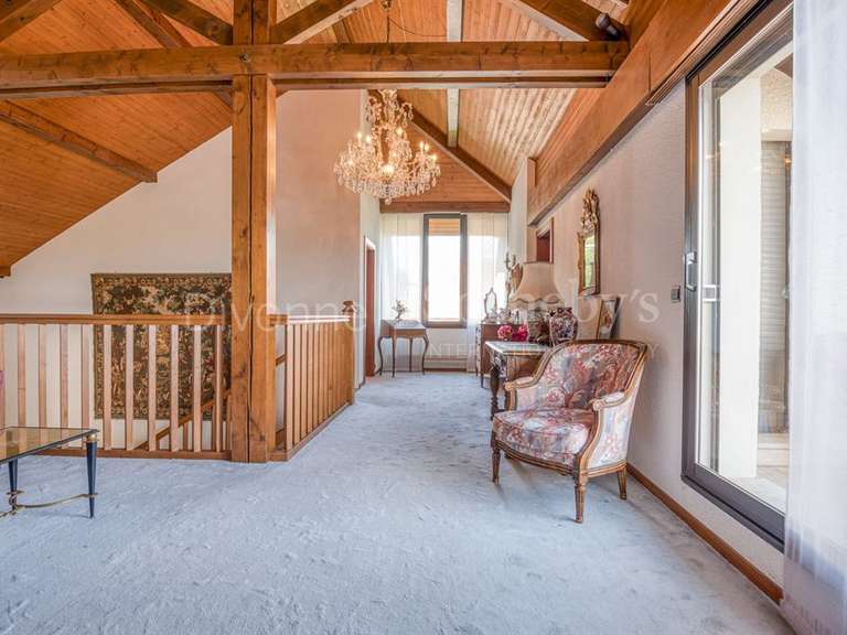 Maison Divonne-les-Bains - 5 chambres - 320m²