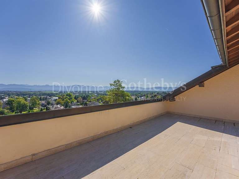 Maison Divonne-les-Bains - 5 chambres - 320m²