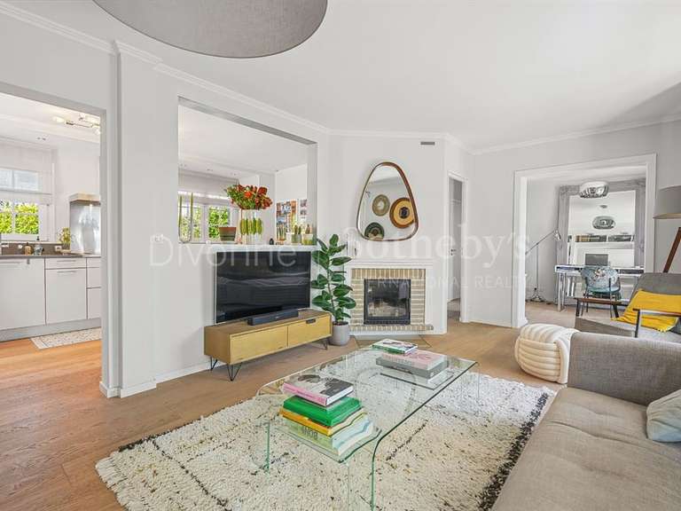 Maison Divonne-les-Bains - 4 chambres - 192m²