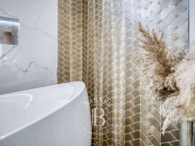 Villa Divonne-les-Bains - 4 chambres - 258m²