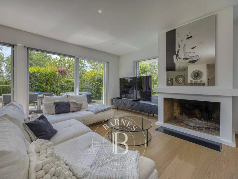 Villa Divonne-les-Bains - 5 chambres - 226m²