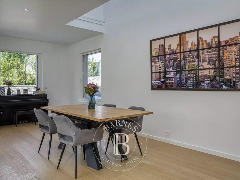 Villa Divonne-les-Bains - 5 chambres - 226m²