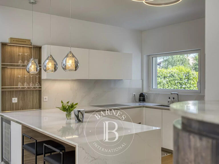 Villa Divonne-les-Bains - 5 chambres - 226m²