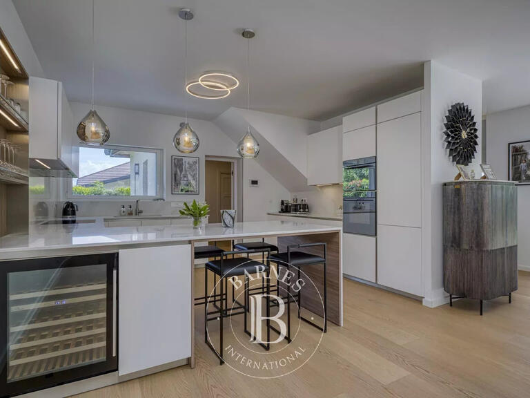 Villa Divonne-les-Bains - 5 chambres - 226m²