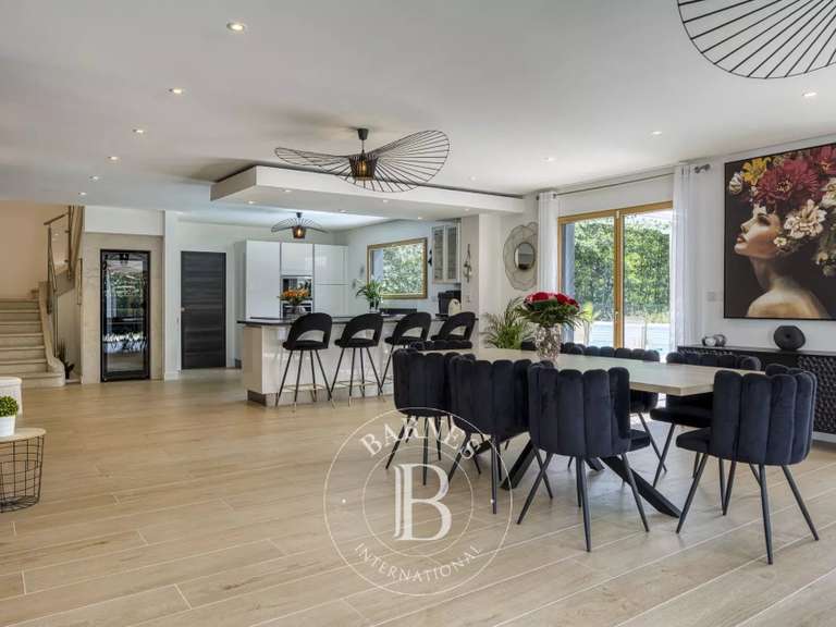 Villa Divonne-les-Bains - 4 chambres - 227m²