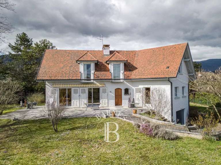 Villa Divonne-les-Bains - 4 chambres - 266m²