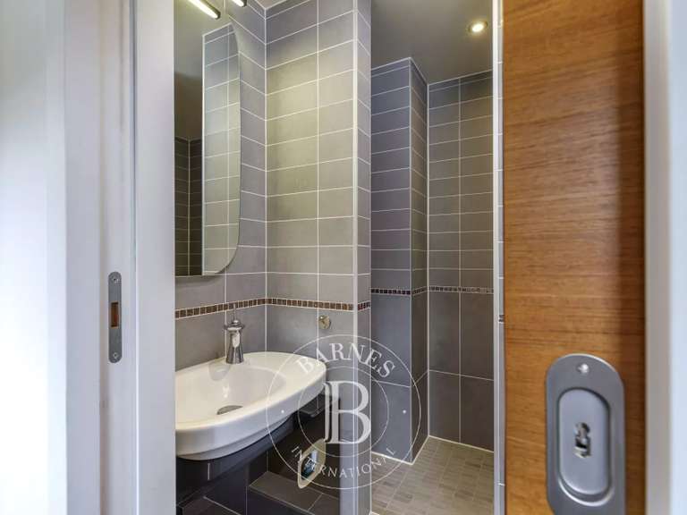 Villa Divonne-les-Bains - 5 chambres - 352m²