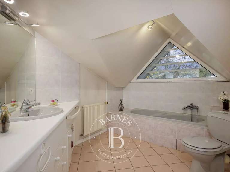 Villa Divonne-les-Bains - 4 chambres - 273m²