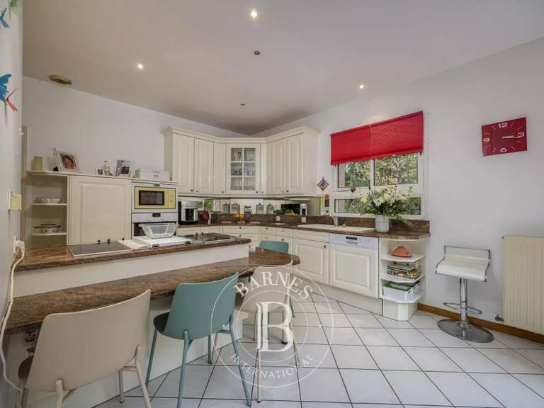 Villa Divonne-les-Bains - 4 chambres - 273m²