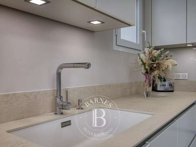 Villa Divonne-les-Bains - 5 chambres - 182m²