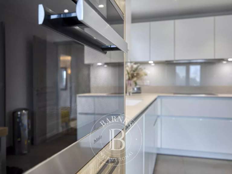 Villa Divonne-les-Bains - 5 chambres - 182m²