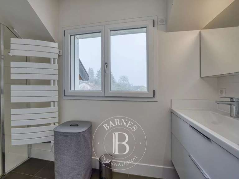 Villa Divonne-les-Bains - 5 chambres - 182m²