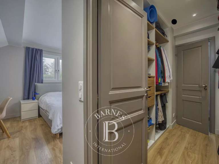 Villa Divonne-les-Bains - 5 chambres - 182m²