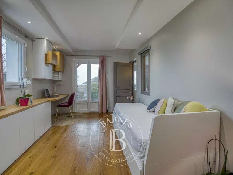 Villa Divonne-les-Bains - 5 chambres - 182m²