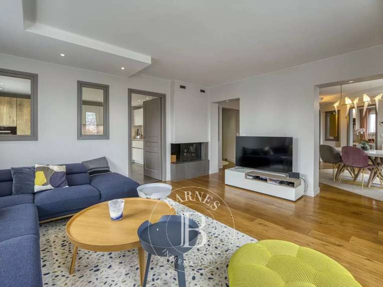 Villa Divonne-les-Bains - 5 chambres - 182m²