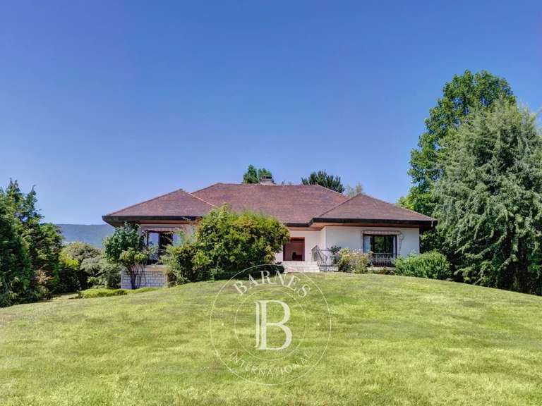 Villa Divonne-les-Bains - 5 chambres - 303m²