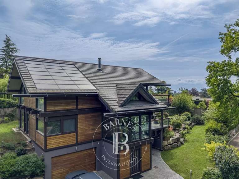 Villa Divonne-les-Bains - 4 bedrooms - 316m²