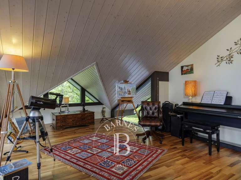Villa Divonne-les-Bains - 4 bedrooms - 316m²