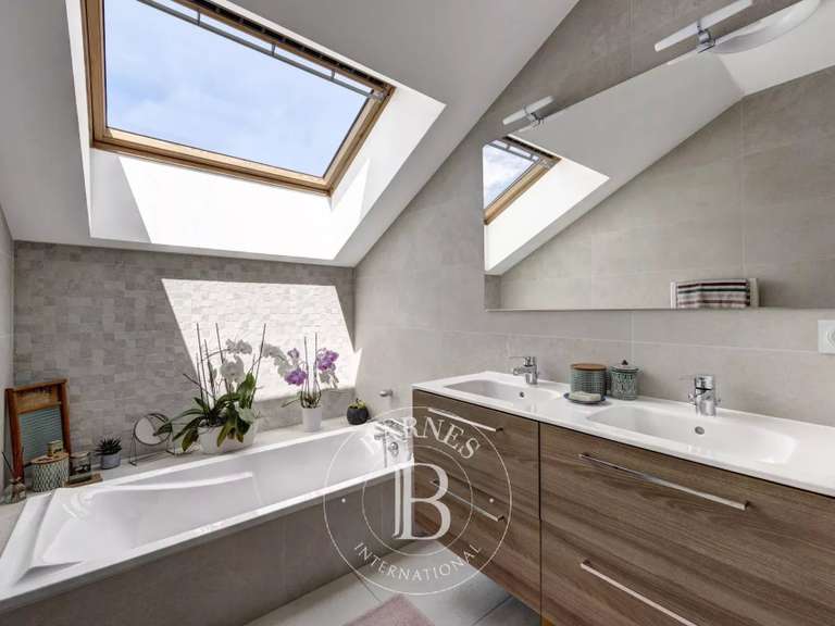 Villa Divonne-les-Bains - 4 chambres - 160m²