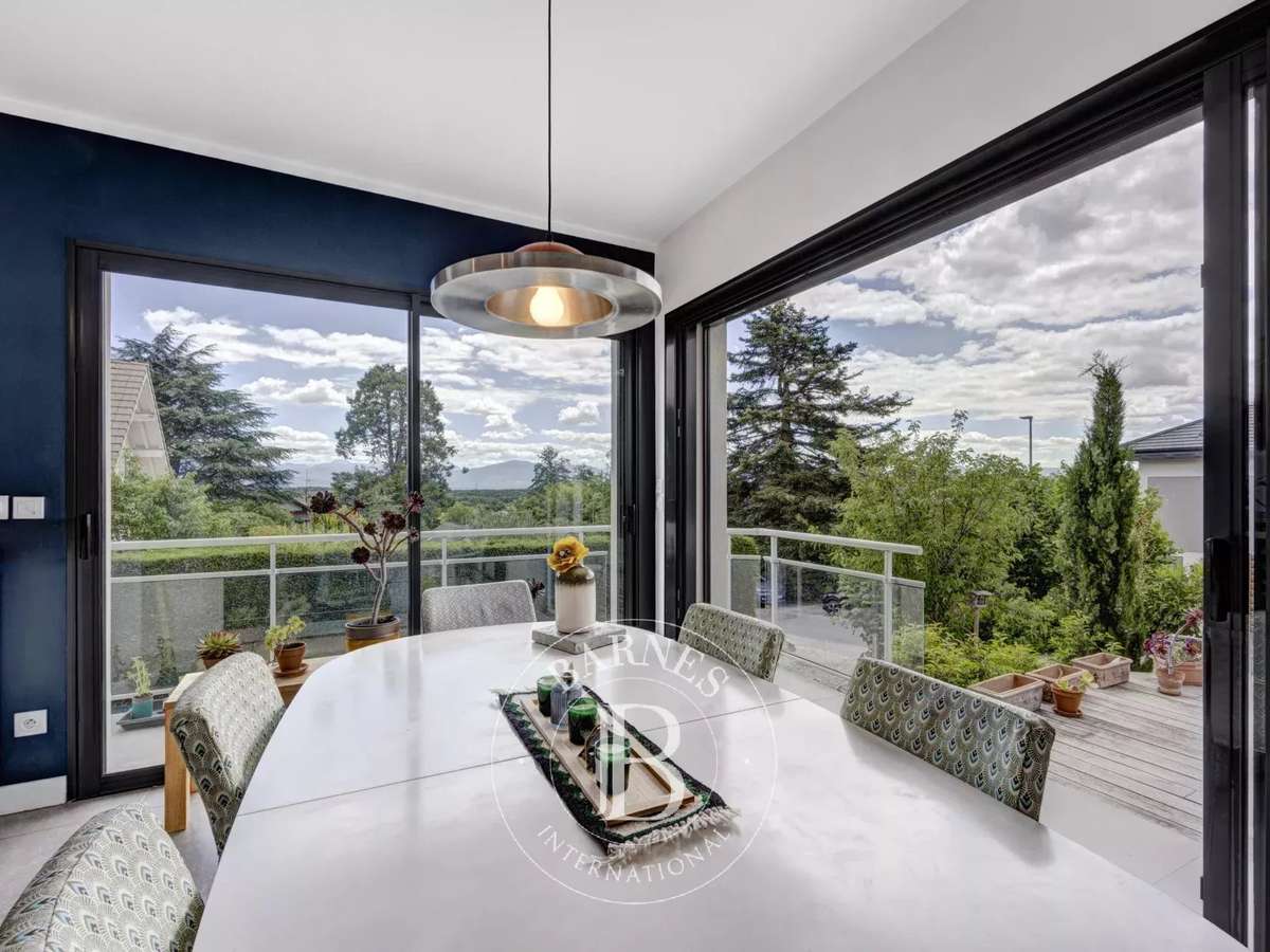 Villa Divonne-les-Bains