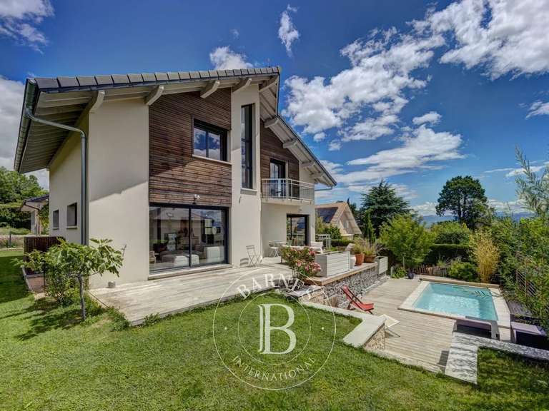 Villa Divonne-les-Bains - 4 chambres - 160m²