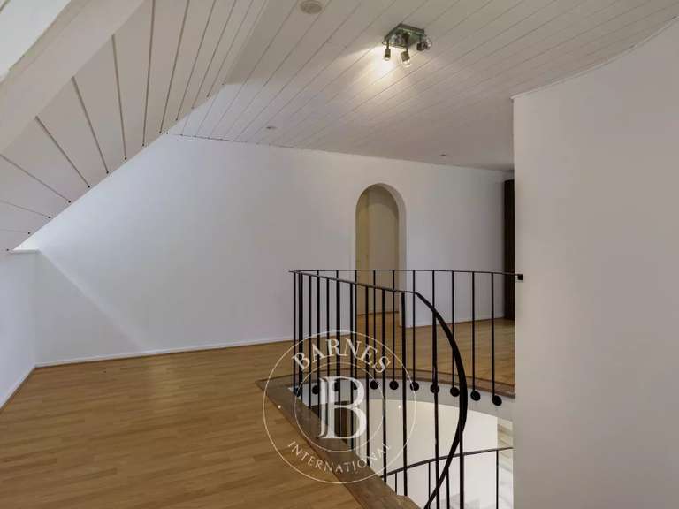 Villa Divonne-les-Bains - 7 chambres - 321m²