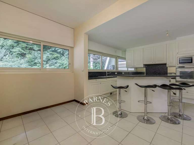 Villa Divonne-les-Bains - 7 chambres - 321m²
