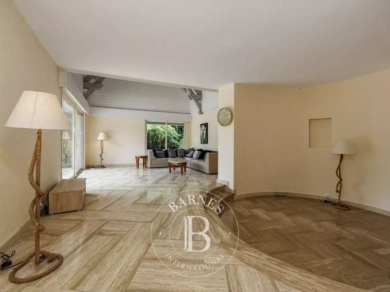 Villa Divonne-les-Bains - 7 chambres - 321m²