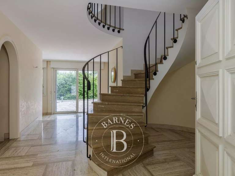 Villa Divonne-les-Bains - 7 chambres - 321m²