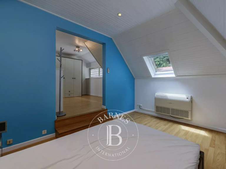 Villa Divonne-les-Bains - 7 chambres - 321m²