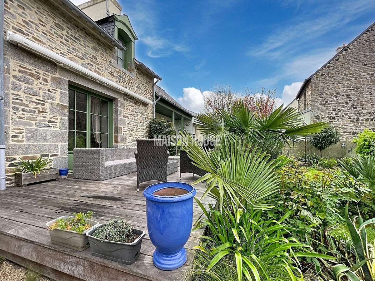 House Dol-de-Bretagne