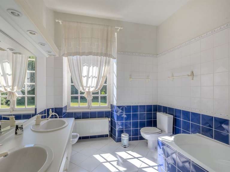 House Dole - 8 bedrooms - 420m²