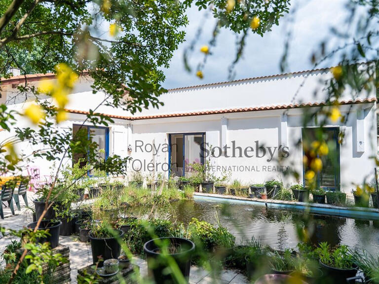 Maison Dolus-d'Oléron - 1 chambre - 182m²