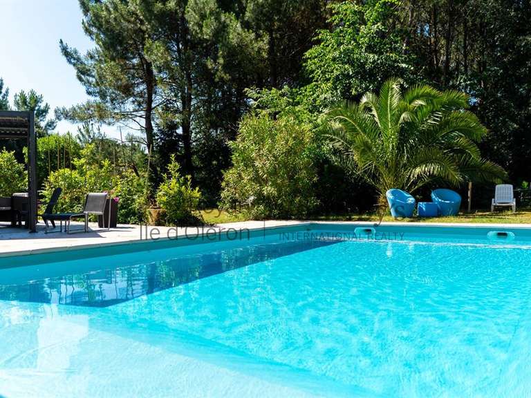 Maison Dolus-d'Oléron - 4 chambres - 110m²