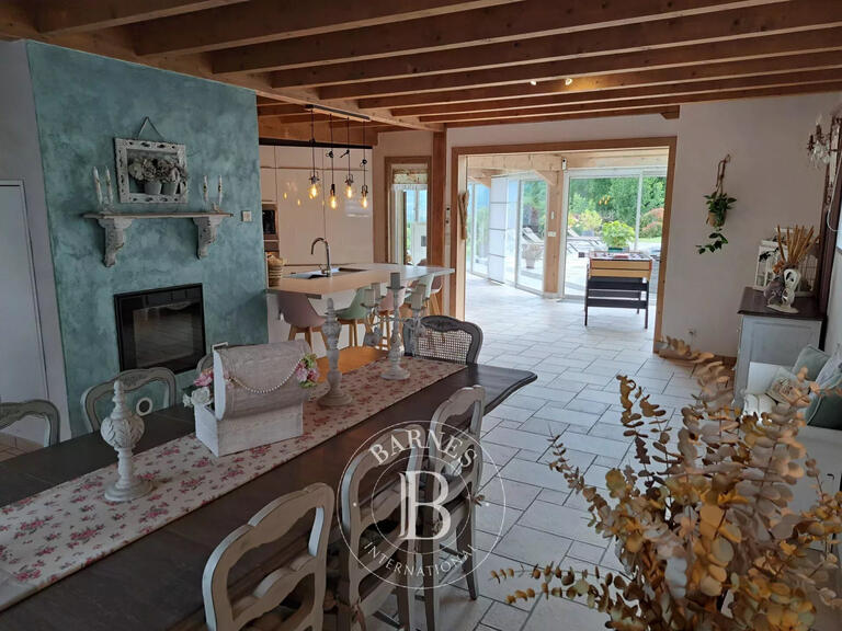 House Domancy - 4 bedrooms - 231m²