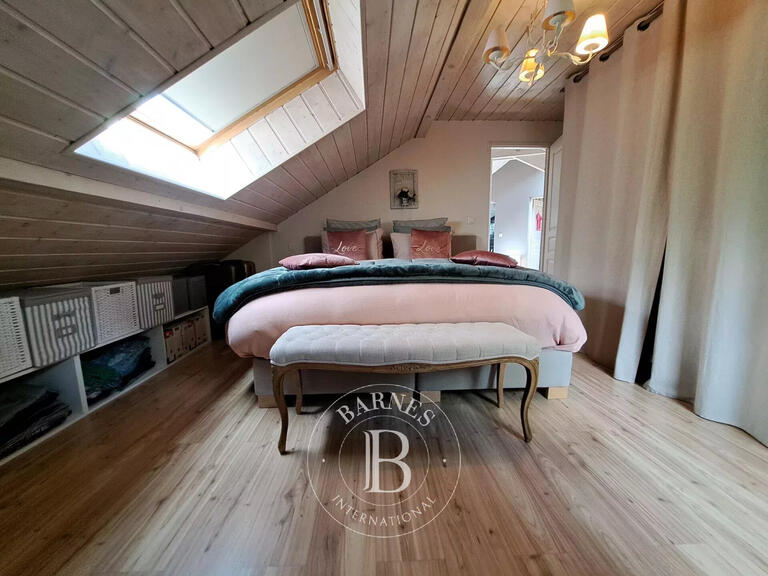 House Domancy - 4 bedrooms - 231m²