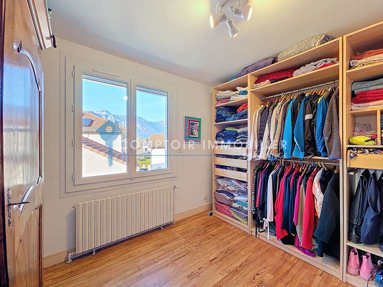 House Domène - 7 bedrooms - 180m²