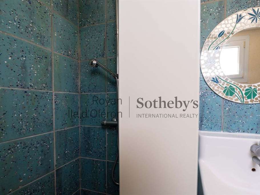 Maison Domino