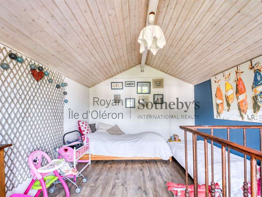 Maison Domino
