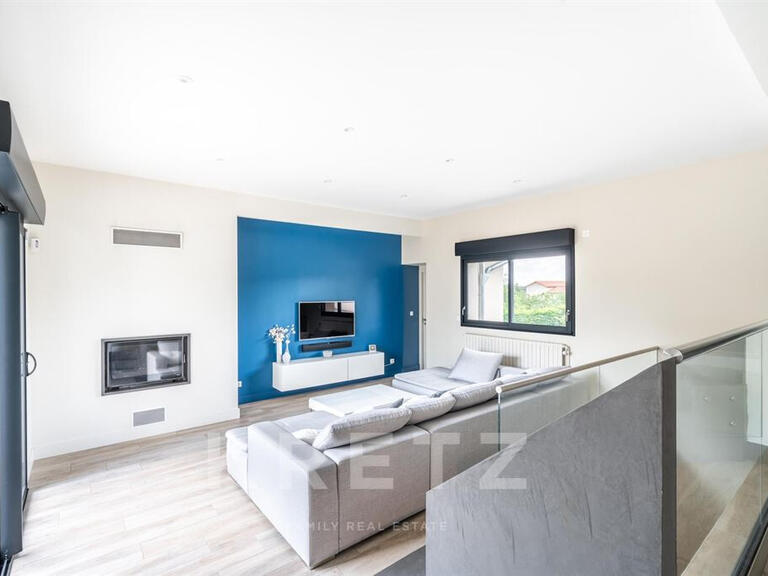 Maison Dommartin - 6 chambres - 190m²
