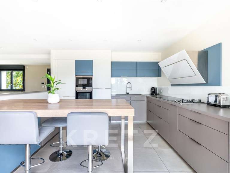 House Dommartin - 6 bedrooms - 200m²