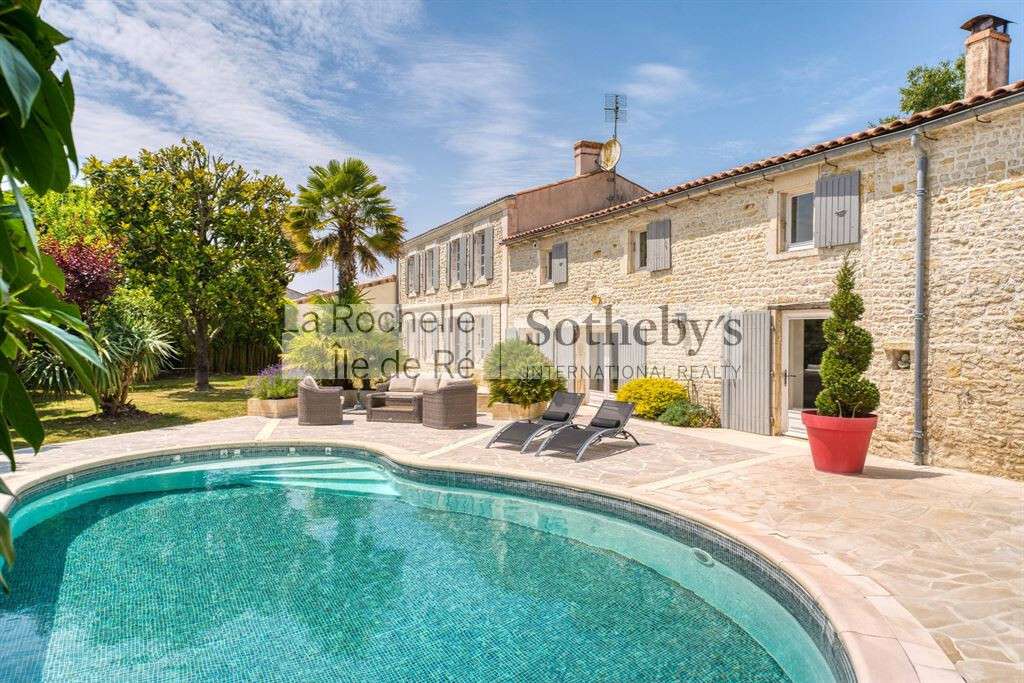 House Dompierre-sur-Mer