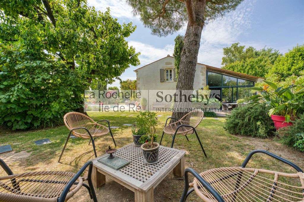 House Dompierre-sur-Mer