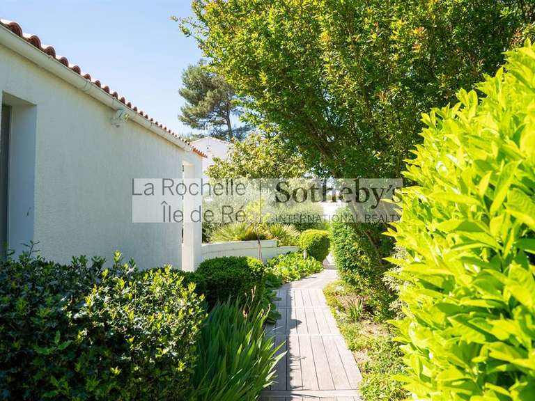 Maison Dompierre-sur-Mer - 5 chambres - 200m²