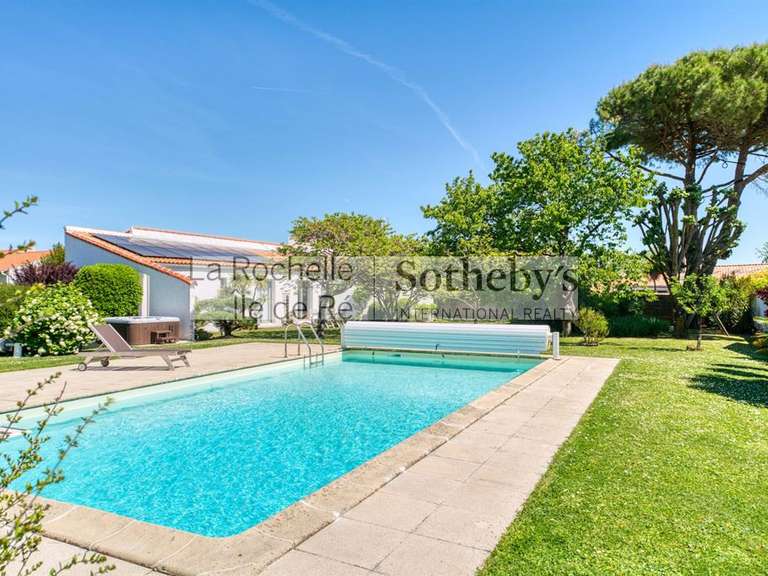 Maison Dompierre-sur-Mer - 5 chambres - 200m²